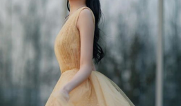 娱乐圈吃瓜爆料关晓彤,娱乐圈的甜蜜瓜果，揭秘她的星途历程